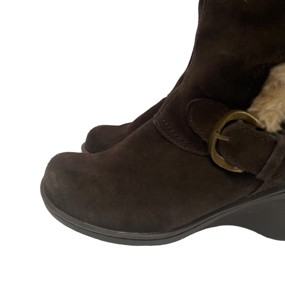 ST JOHN'S BAY Brown Leather Upper Winter Boots Size 7 - Picture 12 of 12